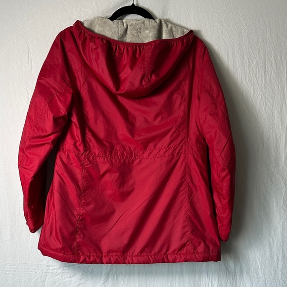 L.L. Bean Red Polyester Jacket - Picture 4 of 4